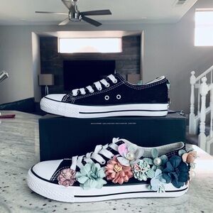 Floral Embellished Black Sneakers